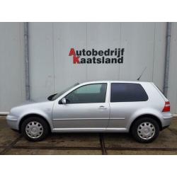 Volkswagen Golf 1.4-16V NIEUWE APK