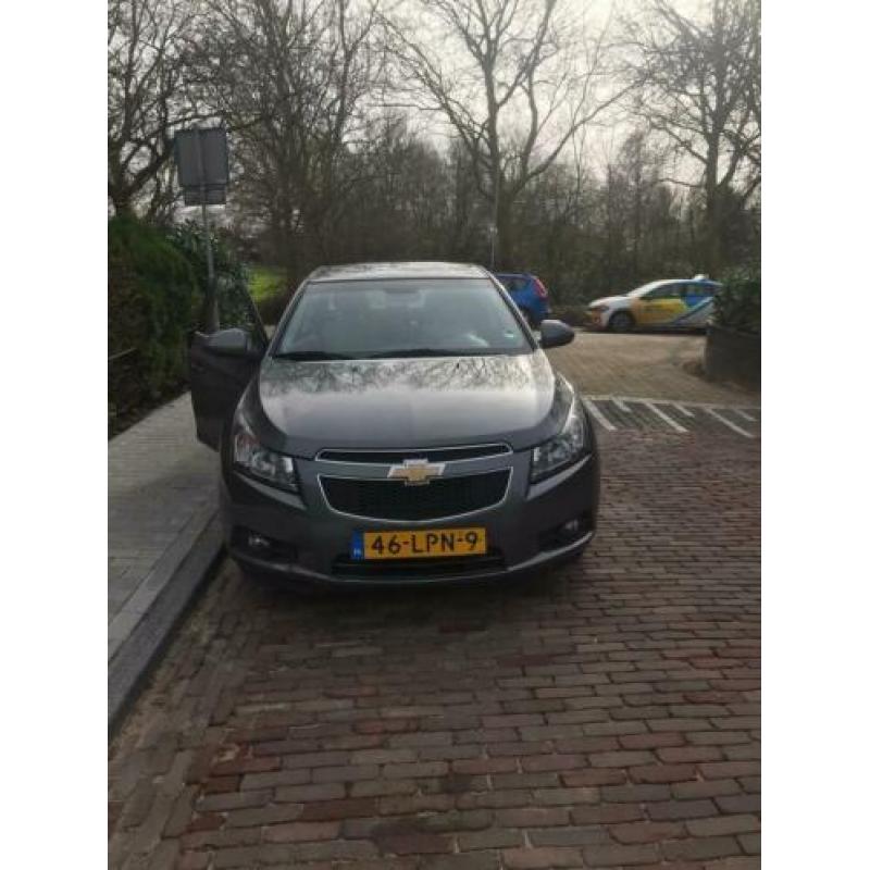 Chevrolet Cruze 1.8 AUT 2010 Grijs