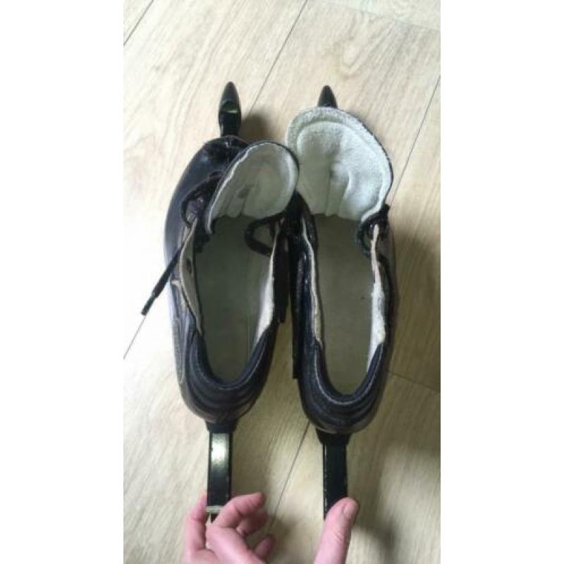 Raps Lion vaste schaatsen mt 37