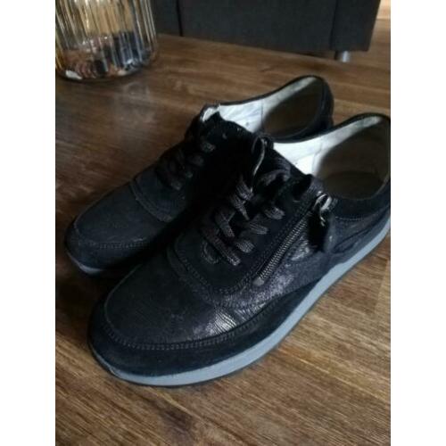 Dames sneakers zgan maat 37 nieuwprijs 119