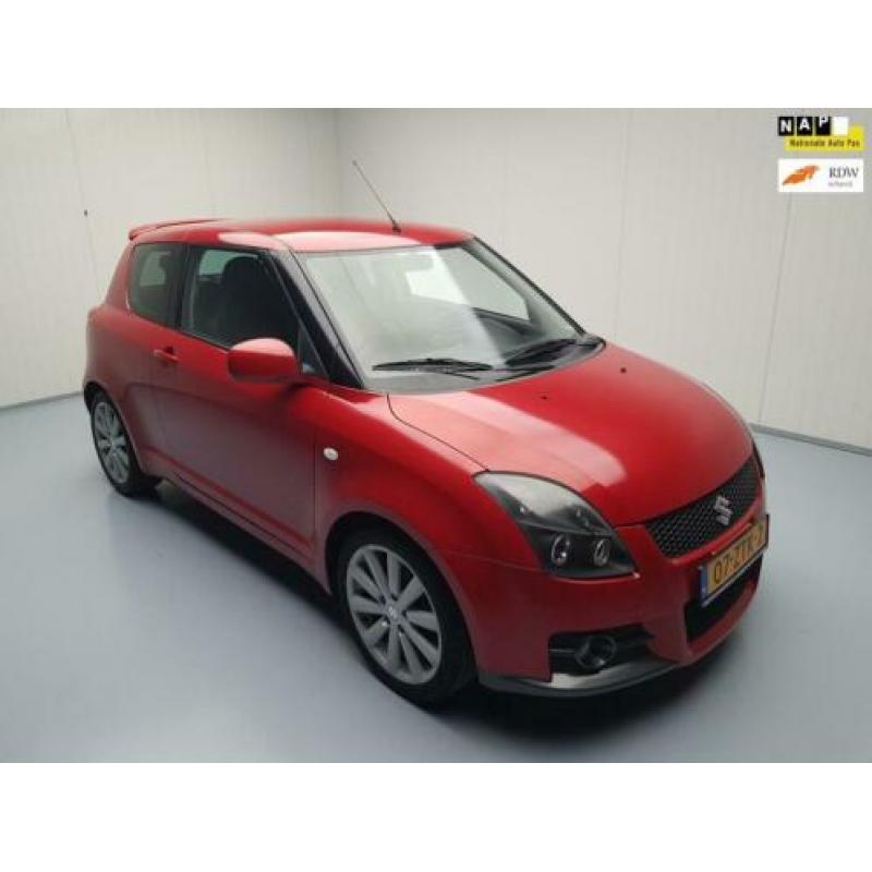 Suzuki Swift 1.6 Sport 125 PK, Airco, Navigatie, Lm velgen 1