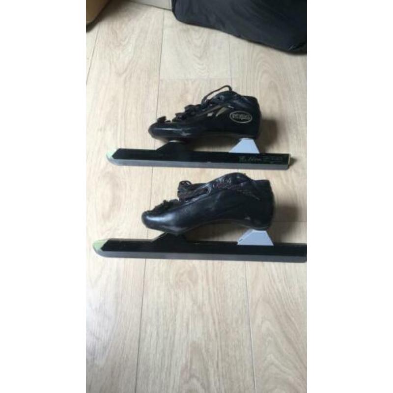 Raps Lion vaste schaatsen mt 37