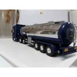 Tekno Scania R tankoplegger 1:50