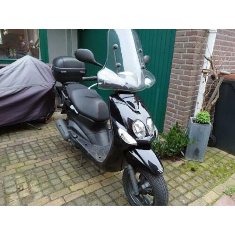 Yamaha Neos 4T injectie (2015) inclusief windscherm en koffe