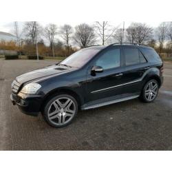 Mercedes M-Klasse 3.0 CDI Ml280 4MATIC AUT 2006 Zwart