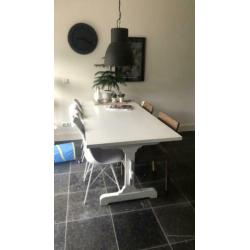 Hk living eettafel