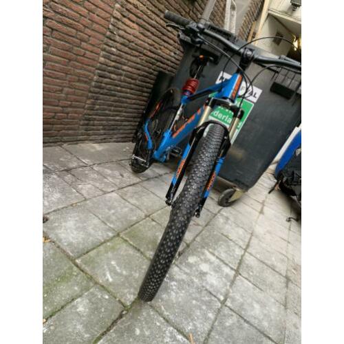 29inch giant mountainbike NIEUWE MOET ZO SNEL MOGELIJK WEG
