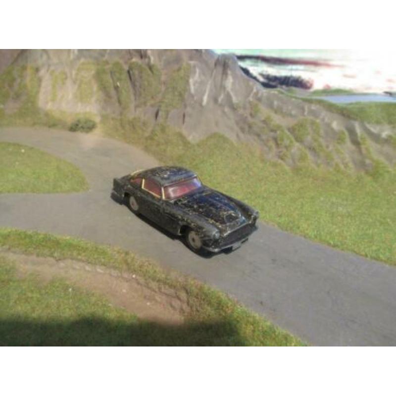 1/43 Aston Martin DB4 - Corgi Toys 218 repaint