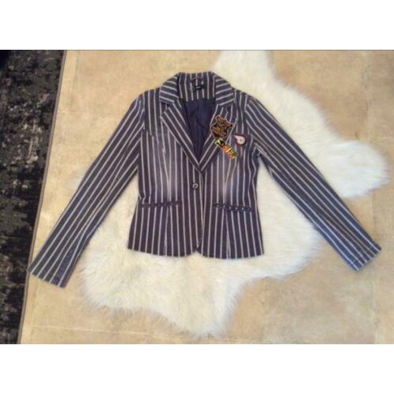 Only blazer in maat S.