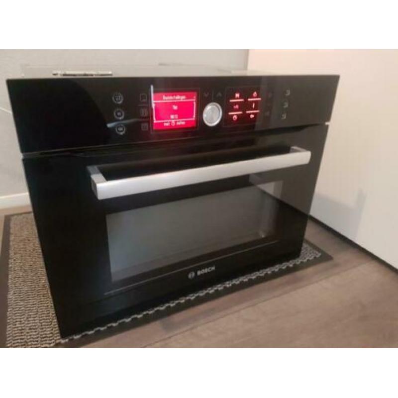 Luxe Bosch combi oven (Pyrolytische zelfreiniging)