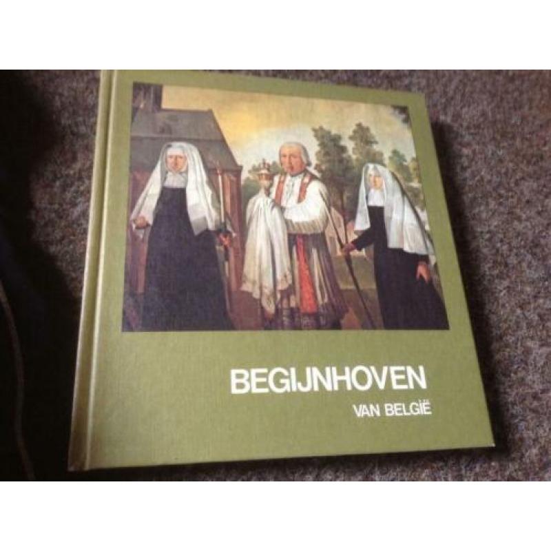 Abdijen en begijnhoven van Belgie ( 5 BOEKEN )