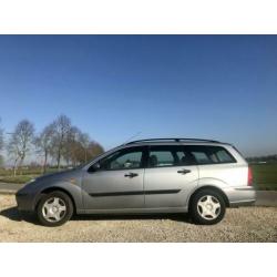 Ford Focus Wagon 1.6-16V Cool Edition, BJ 2004, APK Mrt 2021