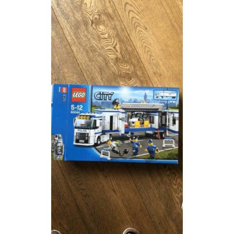 LEGO City Mobiele Politiepost - 60044