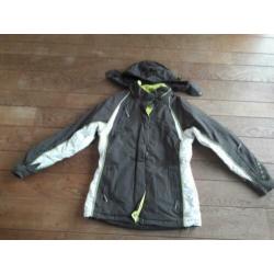 Bruine outdoorjas maat S
