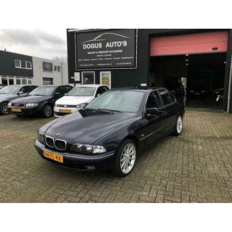 BMW 5-serie 523i Executive Automaat Airco Elk.ramen cruise c