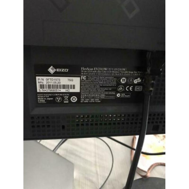 Eizo Flexscan 23 inch monitor (kantelbaar)