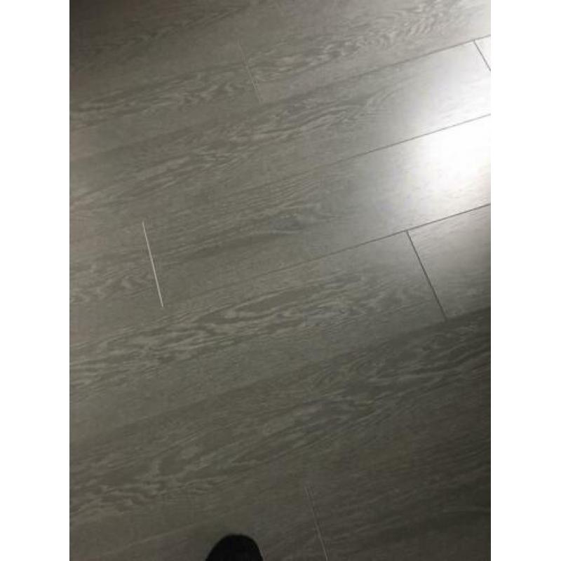 97m2 Balterio Laminaat vloer grijs 18 cm. Zelf uit te halen.