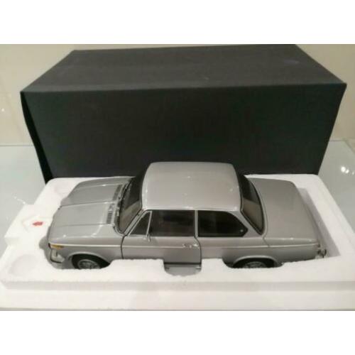 Kyosho 1:18 BMW 2002 tii zilver OVP dealer edition ZGAN