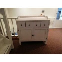 Commode