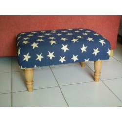 Footstool blauw/witte sterren - 550 blank gelakt - NIEUW !!