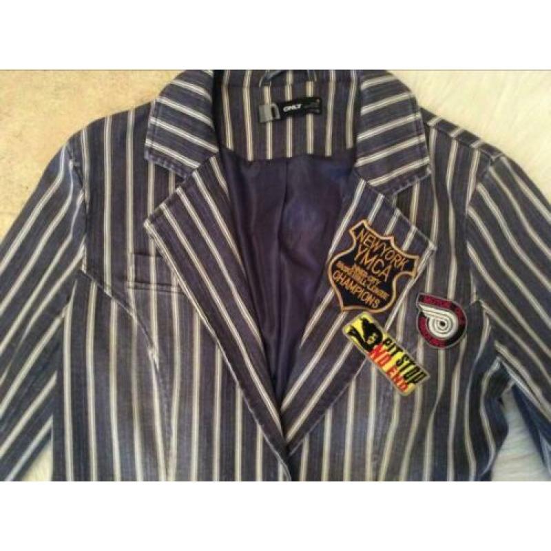 Only blazer in maat S.