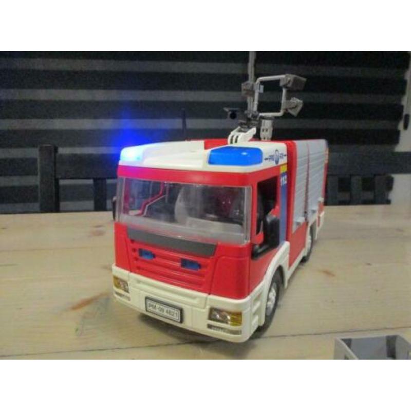 Playmobil Brandweerwagen 4821