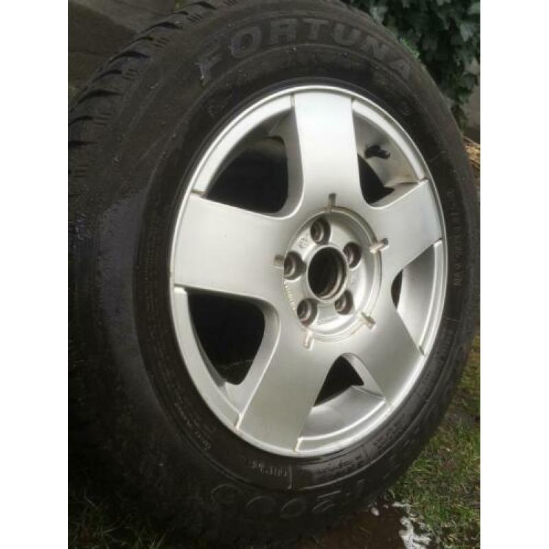 15” velgen + banden vw golf 4 / bora 5x100 195/65/15
