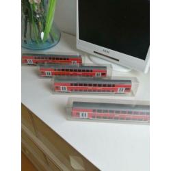 4 Marklin dubbeldeks DB regio rijtuigen