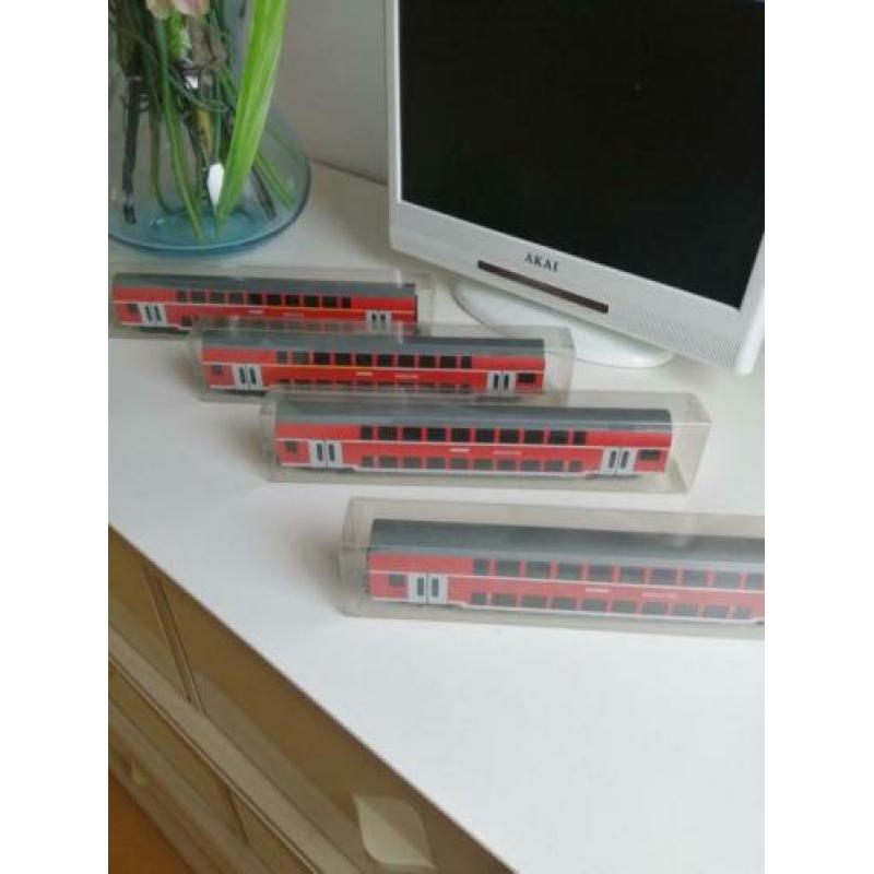 4 Marklin dubbeldeks DB regio rijtuigen
