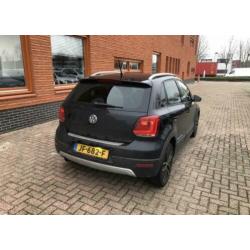 Volkswagen Polo 1.6 TDI DSG 2010 Zwart