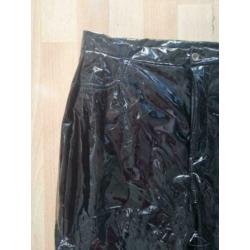 PVC (latexlook) High Waist zwarte broek mt M NIEUW