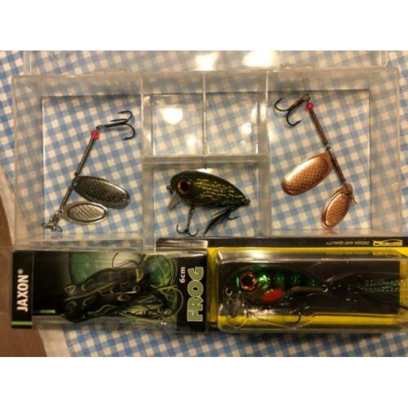 snoek kunstaas, diversen, zoals spinner, kikker, kunstaasvis
