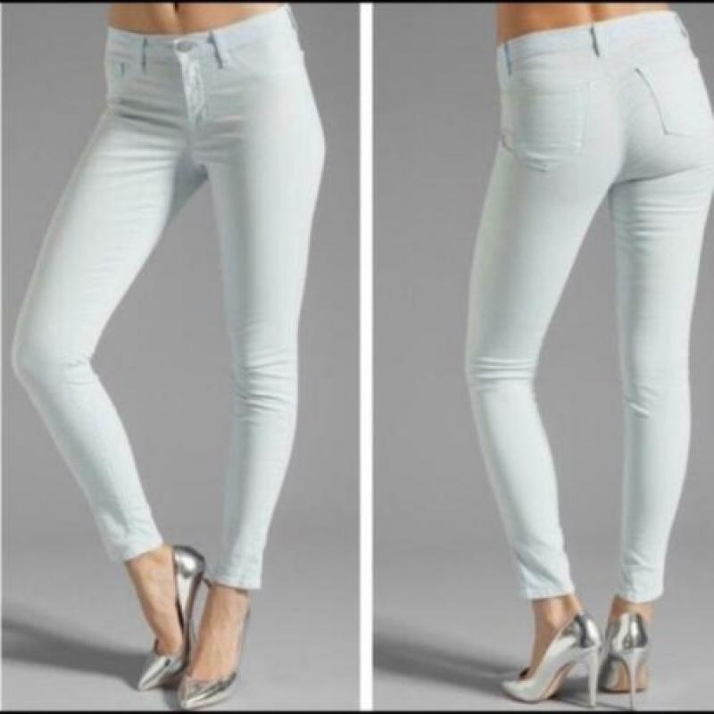 J Brand Skinny Leg jeans Ice Blue mt 28
