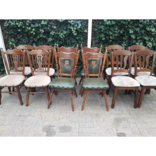 22 stoelen eiken stof mohair . stoelen