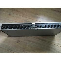 Behringer intelligate