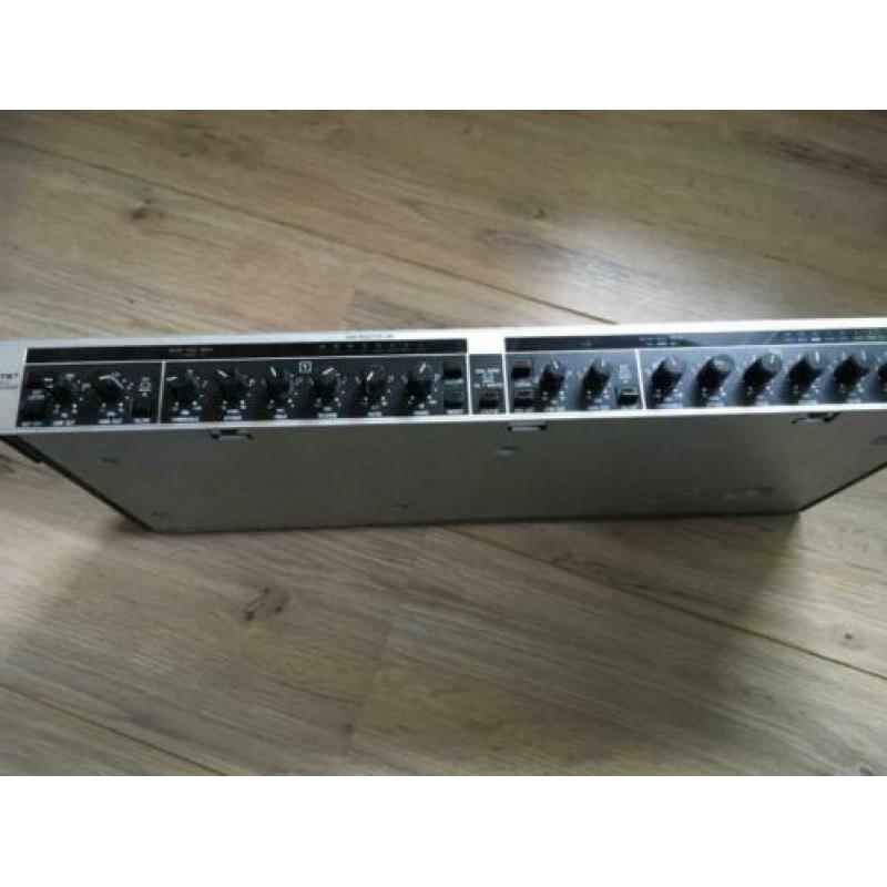 Behringer intelligate
