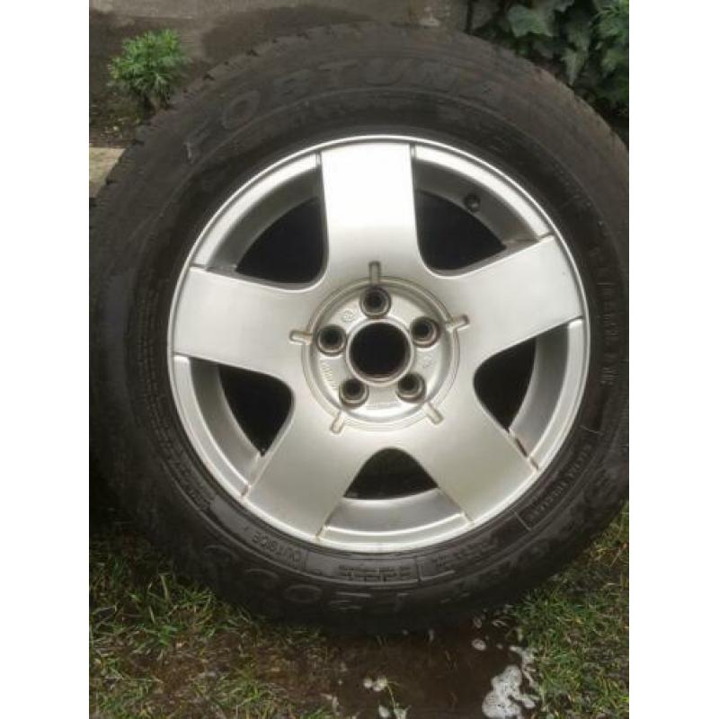 15” velgen + banden vw golf 4 / bora 5x100 195/65/15