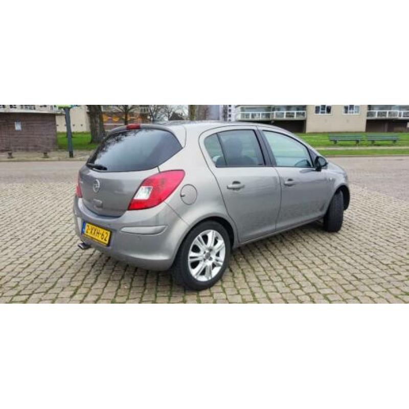 Opel Corsa 1.2 16V 5D BlitZ Ecoflex 2014 Pepper Dust