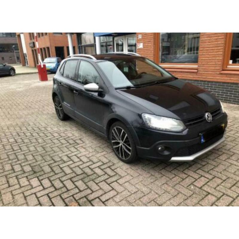 Volkswagen Polo 1.6 TDI DSG 2010 Zwart