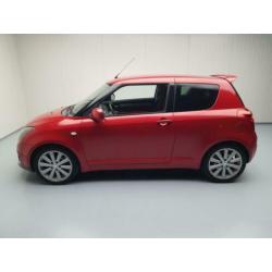 Suzuki Swift 1.6 Sport 125 PK, Airco, Navigatie, Lm velgen 1
