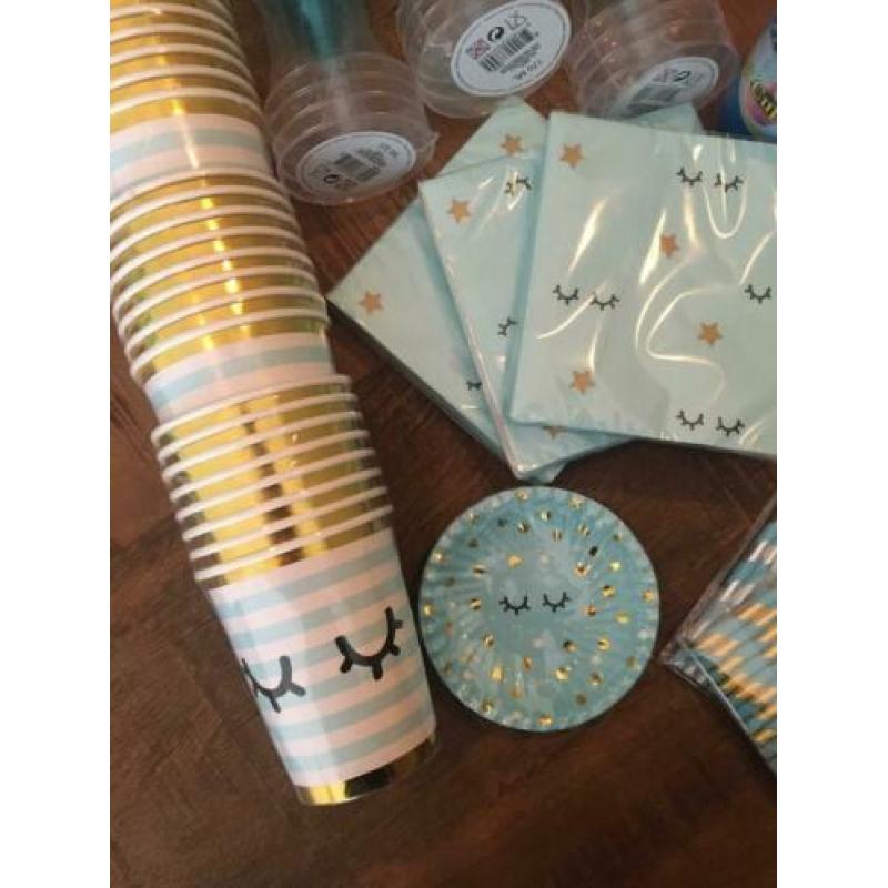 Babyshower/geboortefeest artikelen jongen/boy/blauw