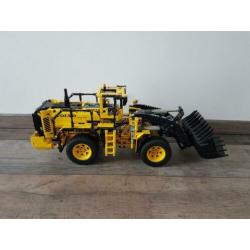 Lego technic 42030 loader