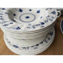 Servies plus antieke borden