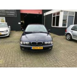 BMW 5-serie 523i Executive Automaat Airco Elk.ramen cruise c