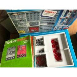 PArtij fisher technik 2 dozen en een la vol + boekjes Motor