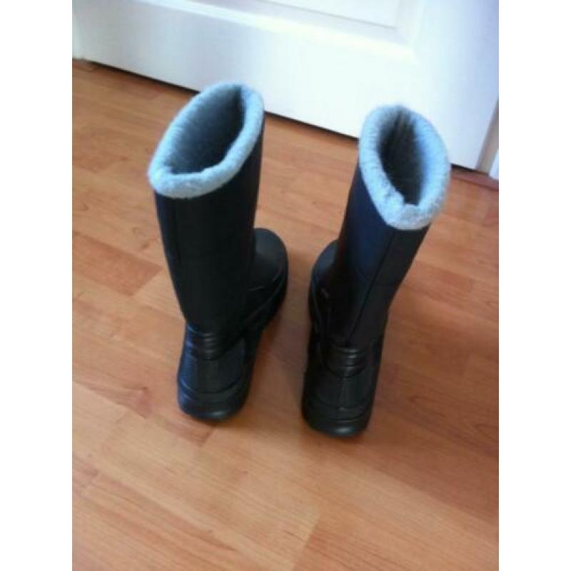 snowboots