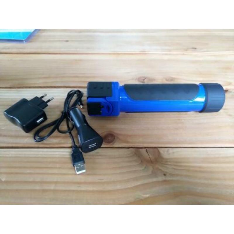 Prolight LED oplaadbare looplamp