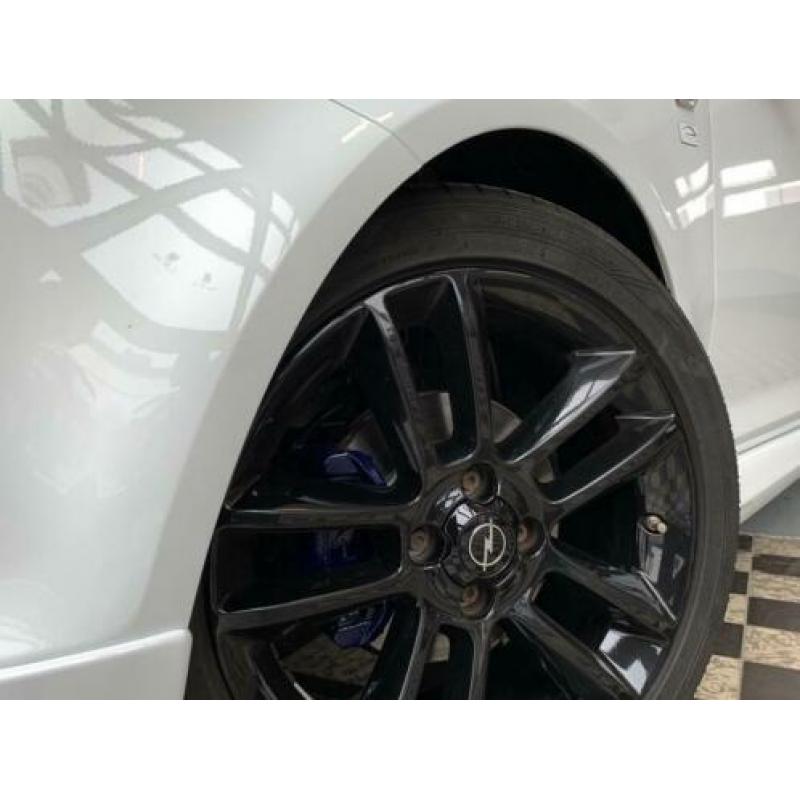 Opel Corsa 1.4-16V Opc-Line Airco Topstaat Lage km!