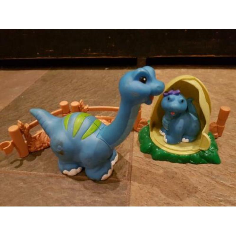 Little people dino set????