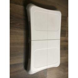 Wii te koop met alle toebehoren en 6 spellen